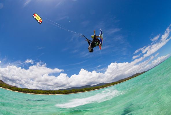 2013 Ozone Zephyr 17m Kiteboarding Kites Kitesurfing Action Shots 