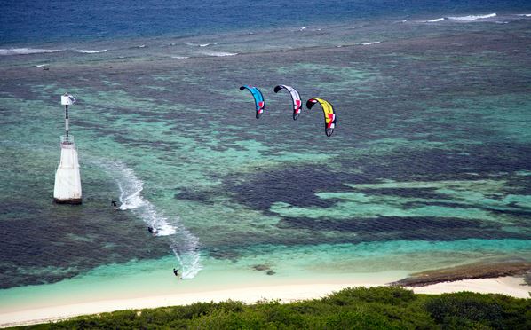 2013 Ozone Zephyr 17m Kiteboarding Kites Kitesurfing Action Shots 