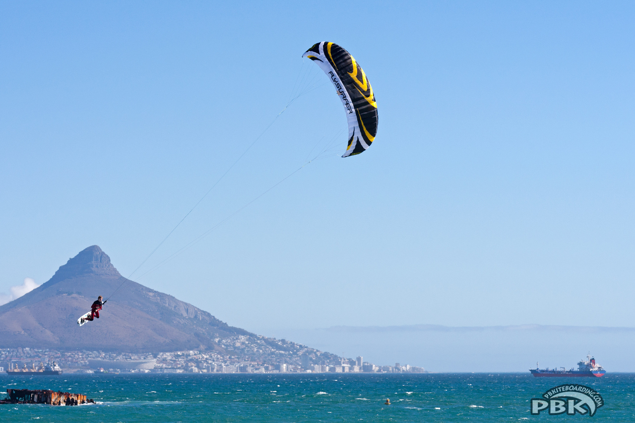 Flysurfer_Speed4_8m_10m_Speed_4_SP4_Deluxe_Canada_010