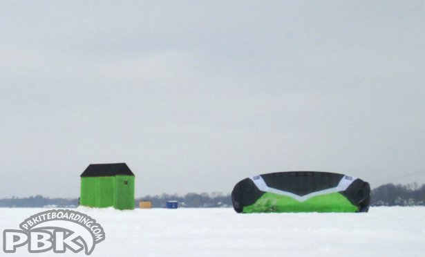 2011_Ozone_Frenzy_11m_Snowkiting_Keswick_Ontario_Canada_USA_006